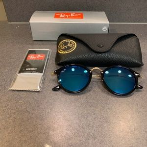 Ray-Ban Round Fleck sunglasses